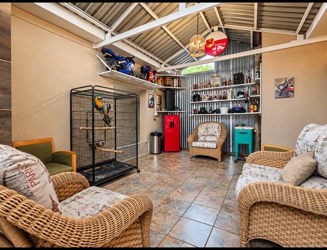 3 BEDROOM TOWNHOUSE FOR SALE IN THREE RIVERS